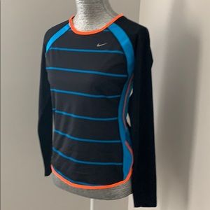 2 long sleeve Nike shirts